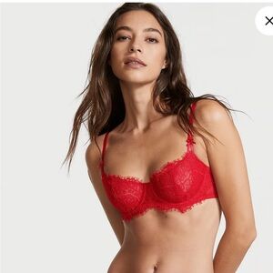 NWT Victoria’s Secret Dream Angels Wicked Unlined Balconette Bra 36DD